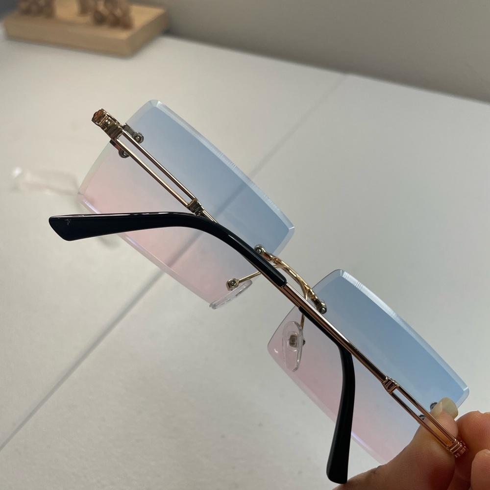 Rimless Y2K Sunglasses Gradient Blue Pink Lenses Gold Frame Luxury Style - Picture 2 of 4